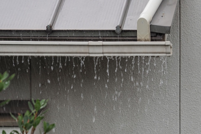 雨音がうるさい！原因はどこ？対処方法・リフォームについても解説！ (2)