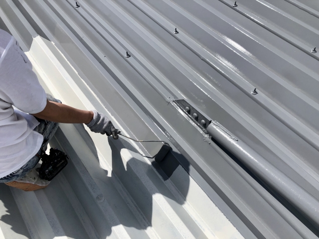 折板屋根のメンテナンス方法