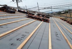 屋根葺き直し工事