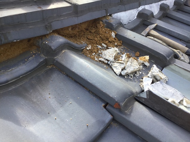 漆喰の剥がれ (3)